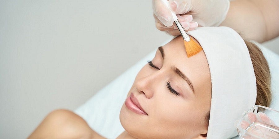 پیلینگ شیمیایی پوست و صورت و بدن چیست - MH derma پیلینگ شیمیایی پوست و صورت و بدن چیست